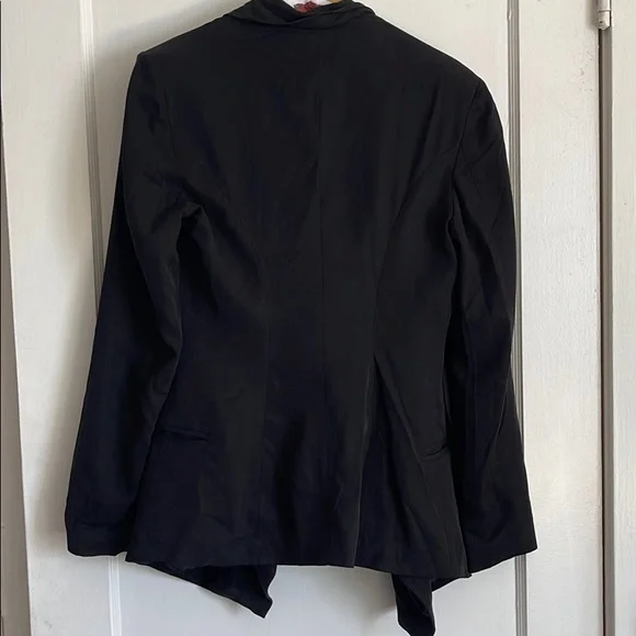 Blazer Cardi! - Picture 2 of 2